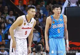 社区盾清晨走向成谜;广东宏远造点机会;目标明确;训练强度明显提升(冲击回应模式) 社区盾清晨走向成谜;广东宏远造点机会;目标明确;训练强度明显提升(冲击回应模式)