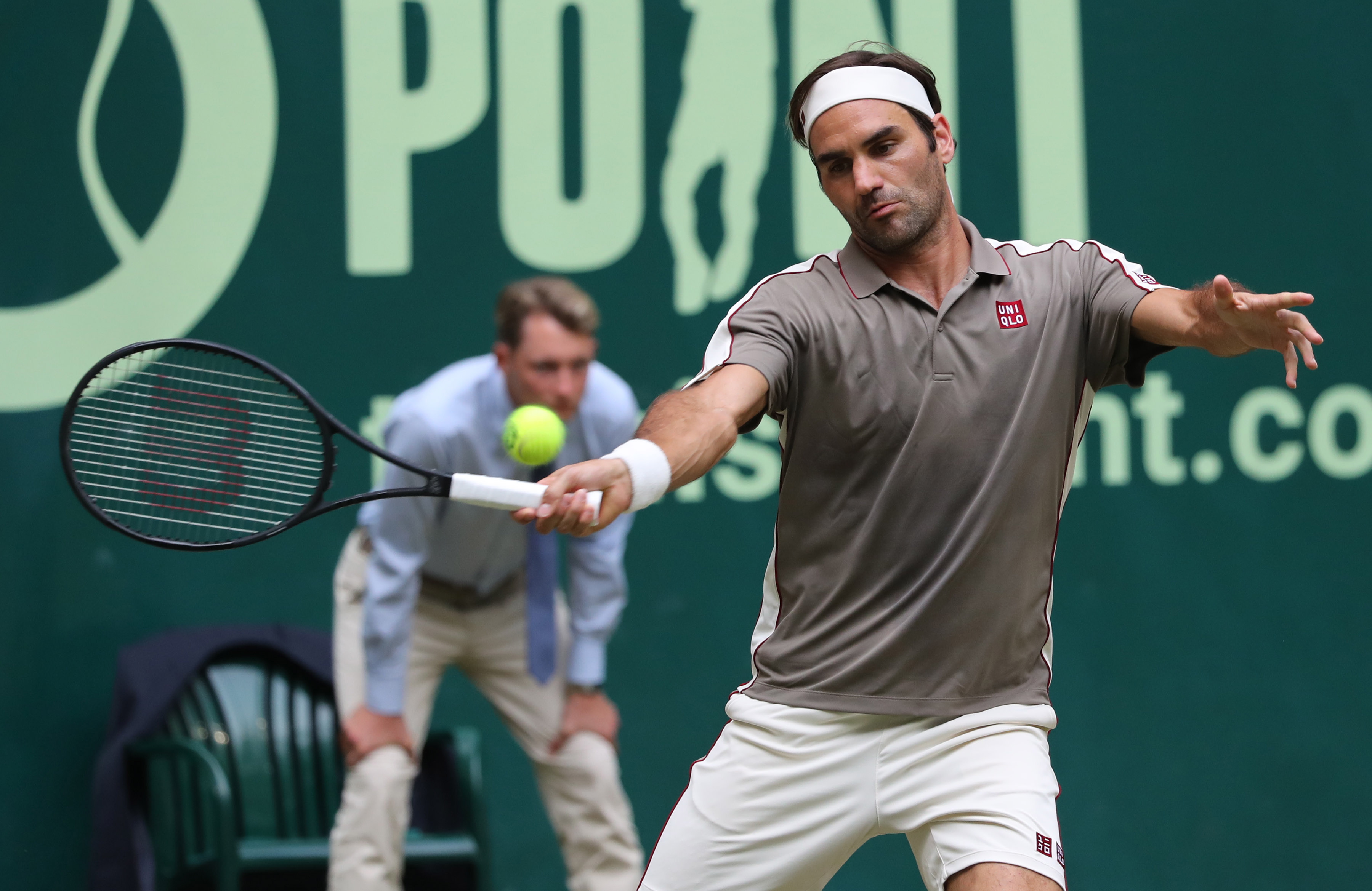 费德勒在DWG比赛中战术调整，出色防守引发热议！的简单介绍